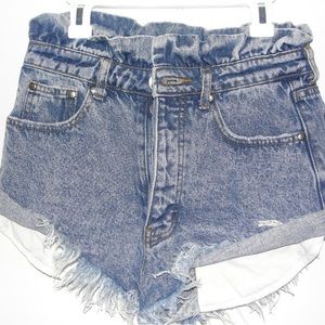 Signature size small women’s denim shorts